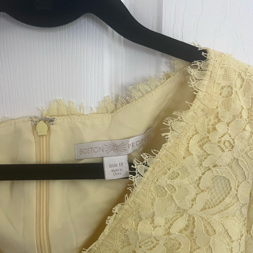 Boston Proper Pale Yellow Lace Midi Dress - Picture 5 of 9